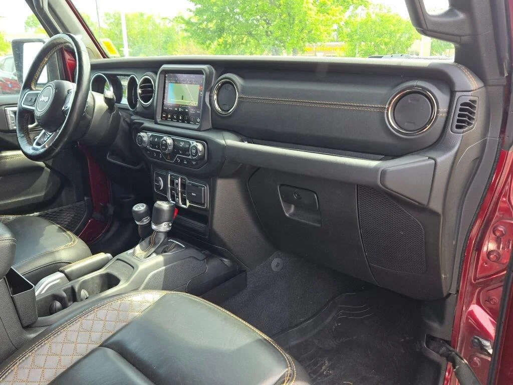 Used 2021  Jeep Unlimited Sahara High Altitude image 7