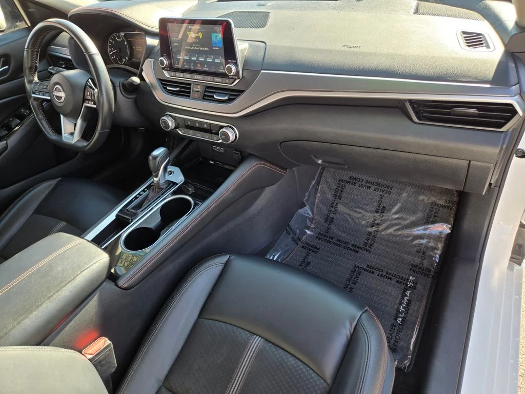 2024 Nissan Altima SR - Photo 19