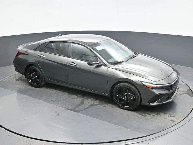 New 2026 Gray Hyundai SEL Sport image 15