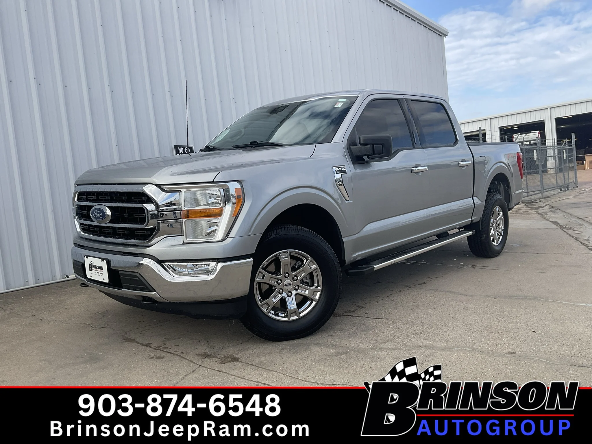 Used 2023 Iconic Silver Metallic Ford XLT image 1