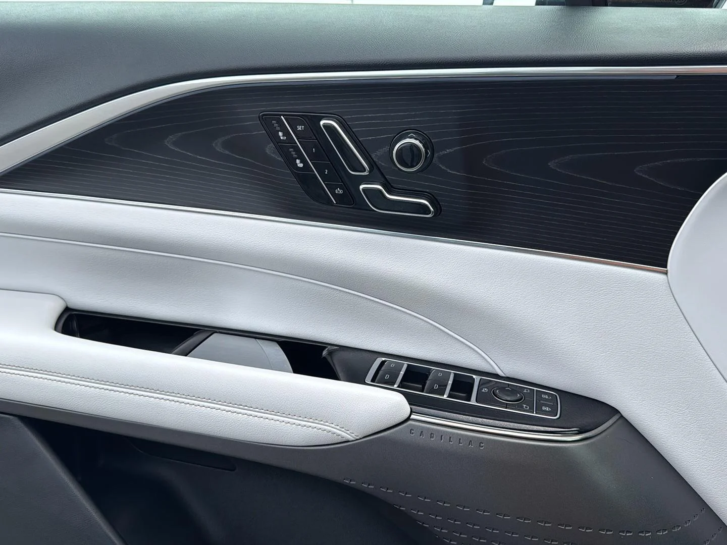 2024 Cadillac LYRIQ Sport 1 - Photo 34