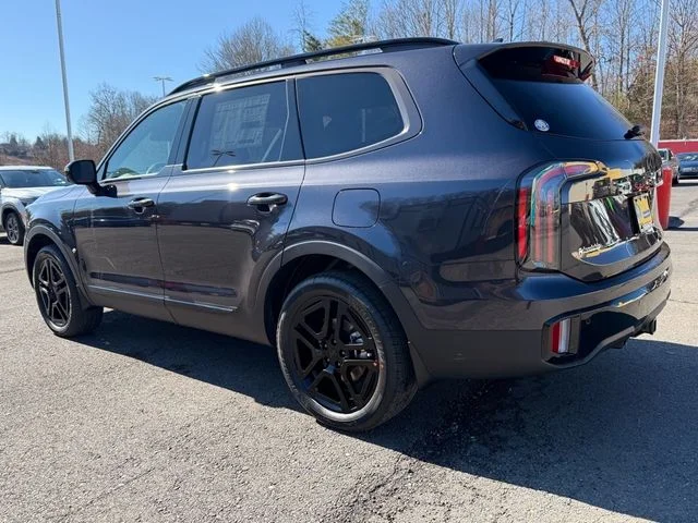 Used 2025 Gray Kia SX X-Line image 3