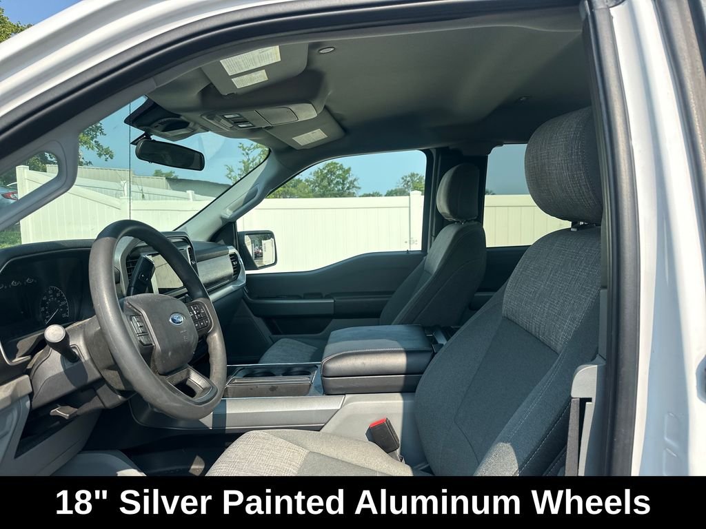 Used 2021 White Ford XLT image 23