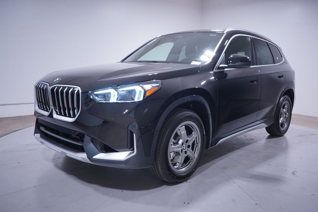 New 2027  BMW xDrive28i image 1