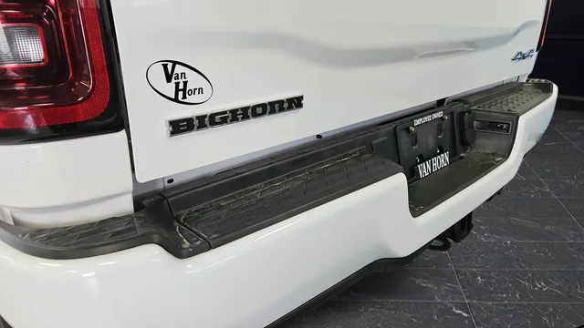New 2026 Bright White Clear-Coat Exterior Paint RAM Big Horn image 39