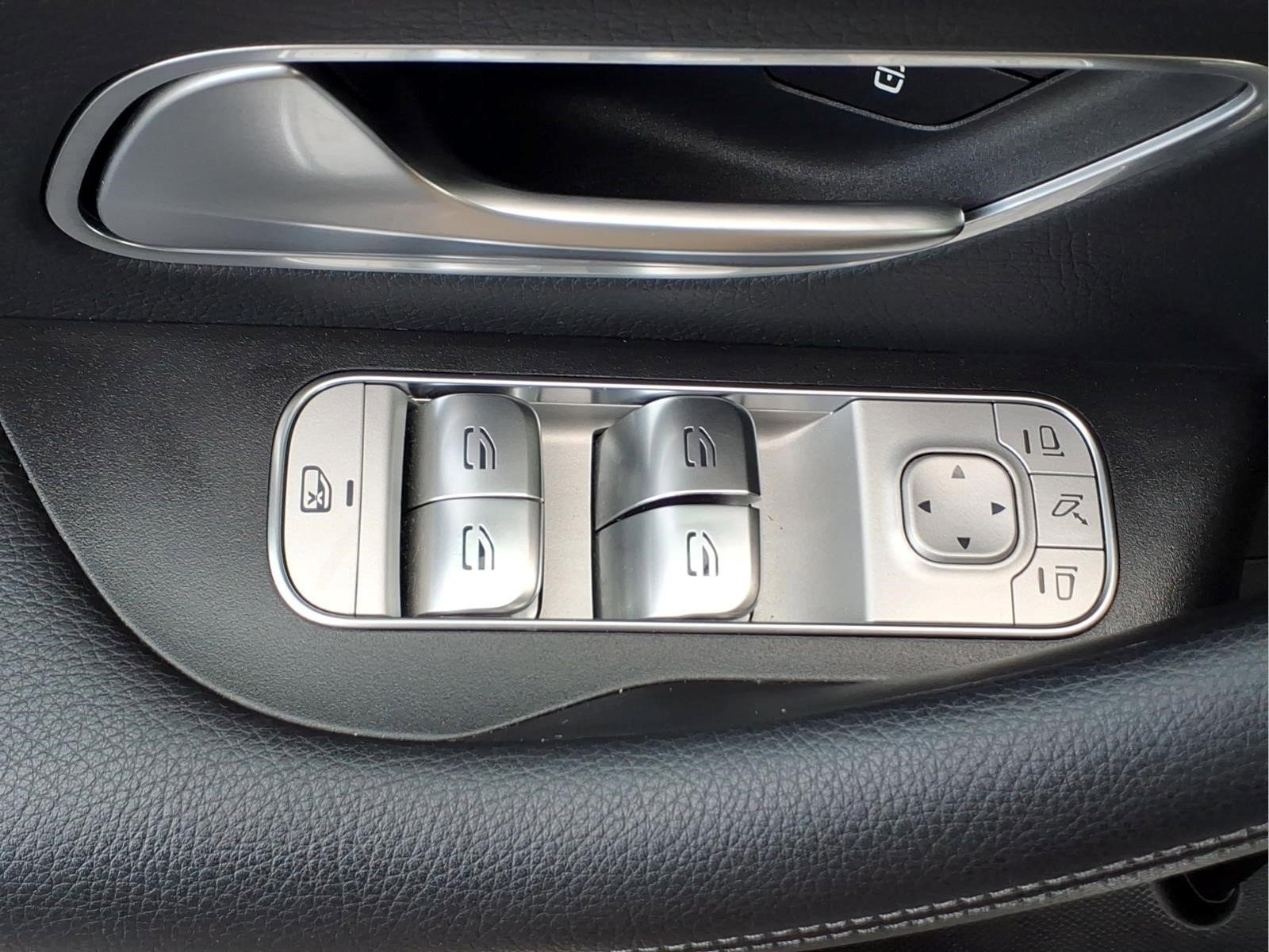 Certified Used 2024 Selenite Grey Metallic Mercedes-Benz GLE 350 4MATIC® SUV image 25