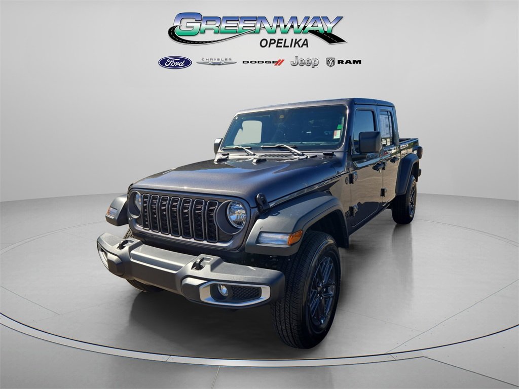 2025 Jeep Gladiator Sport S photo 3