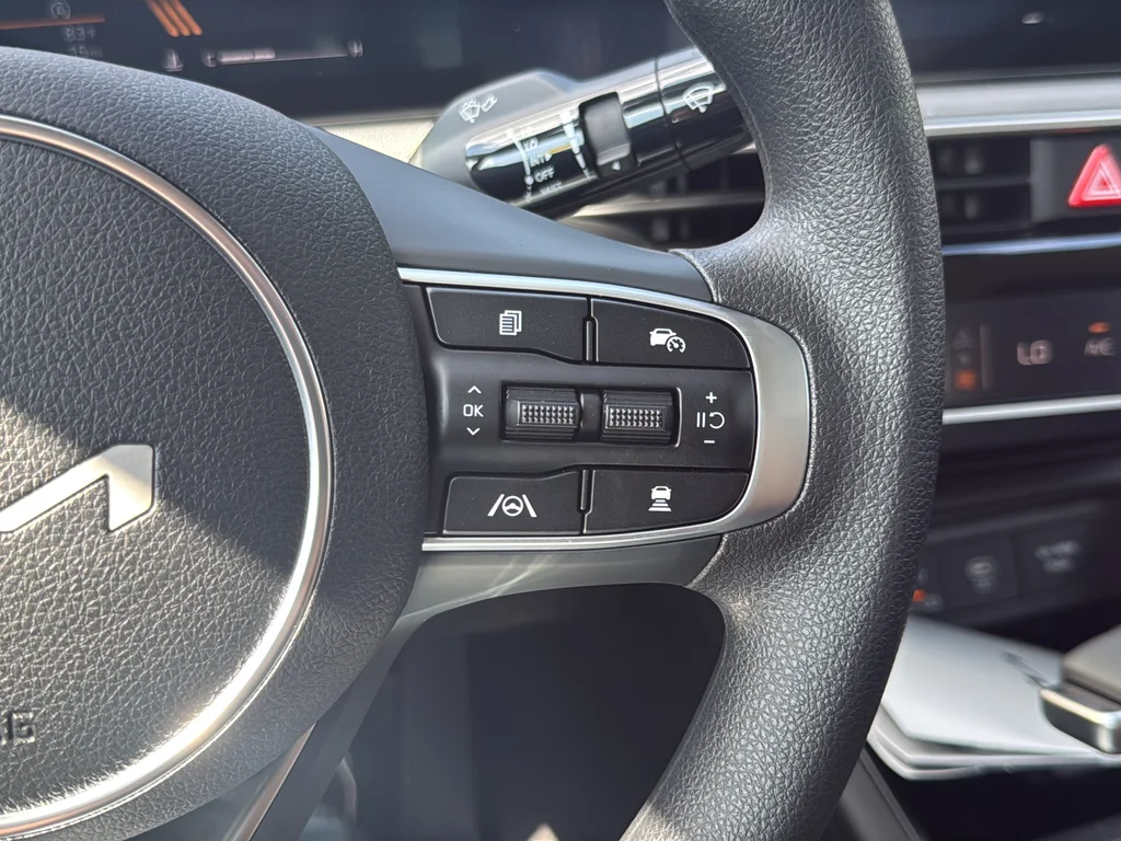 New 2026 Interstellar Gray Kia LXS image 17