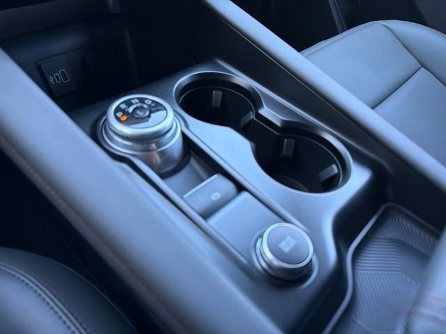 New 2027 Gray Ford 4DR 4WD ACTIVE image 19
