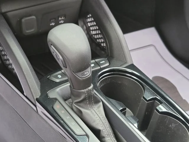 Used 2025 Sterling Gray Metallic Chevrolet LT image 29
