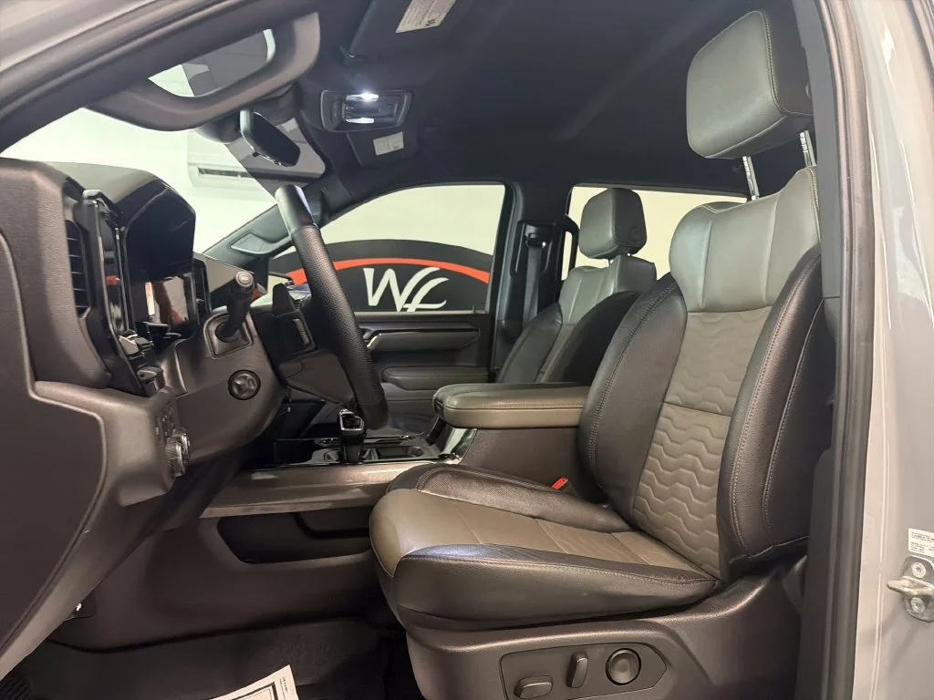 Used 2024 Gray Chevrolet ZR2 image 13