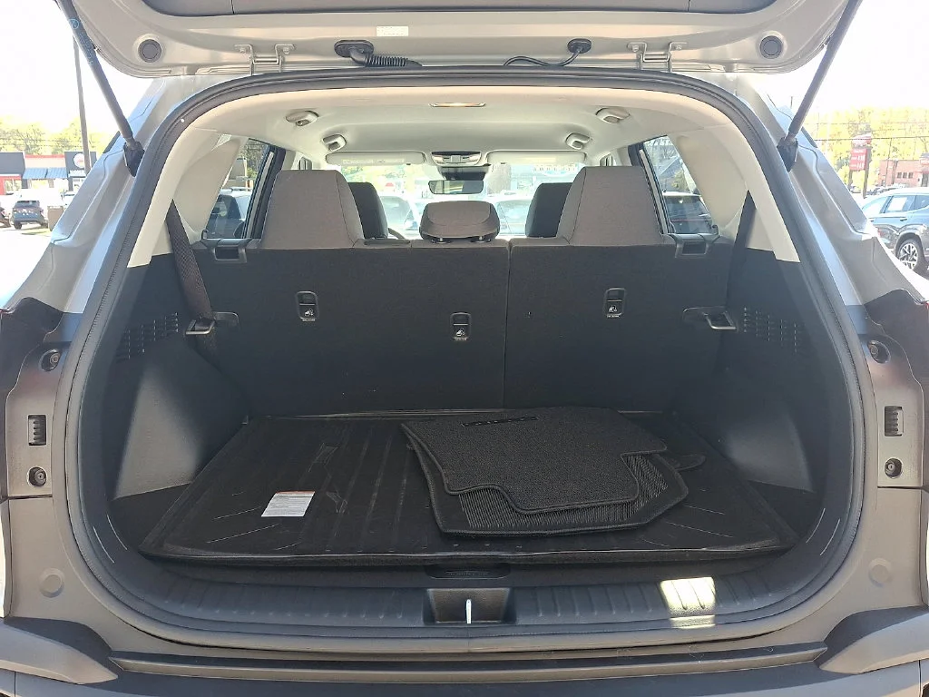 Used 2026 Gray Kia LX image 28