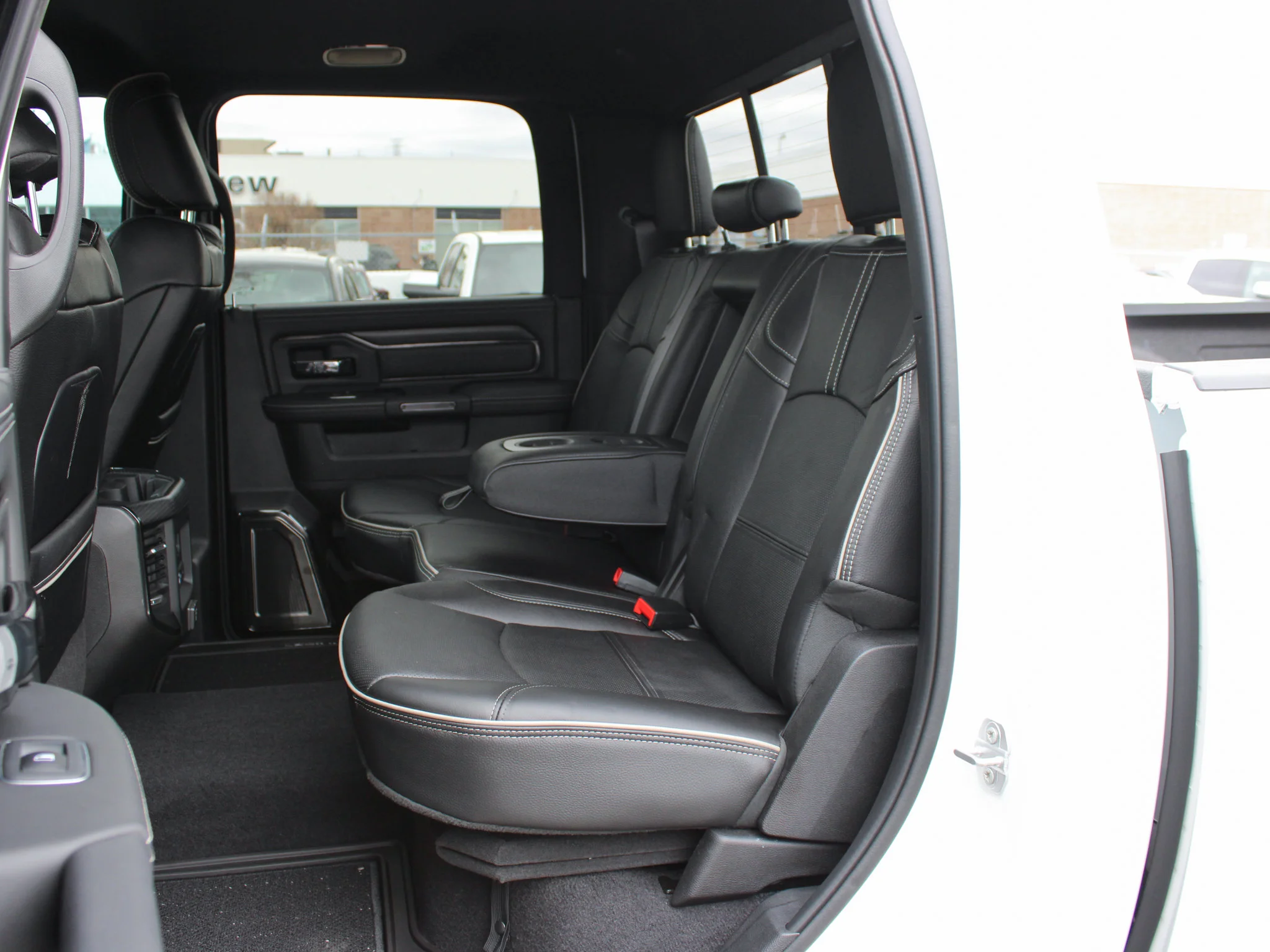 Certified Used 2024 White RAM Limited * | Cummins | 5th Wheel & Gooseneck | Adaptive Cruise | Running Boards image 20