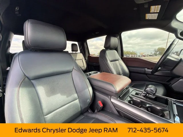 Used 2023 White Ford Lariat image 33