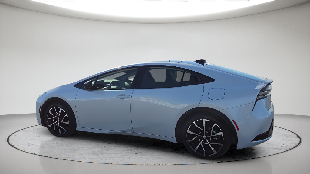 New 2027 Wind Chill Pearl Toyota XSE image 10