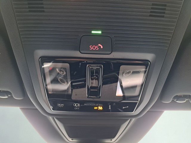 New 2026 Slate Blue Metallic Volkswagen 2.0T SE image 37