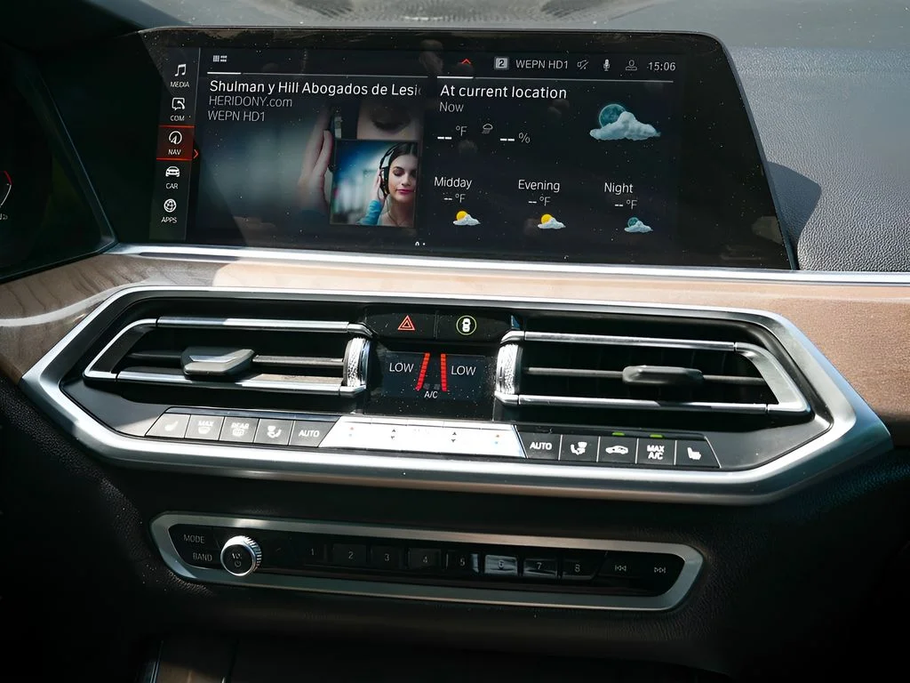 Used 2019 Gray BMW xDrive40i image 25