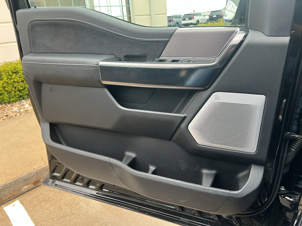 New 2026 Agate Black Metallic Ford Platinum® image 23