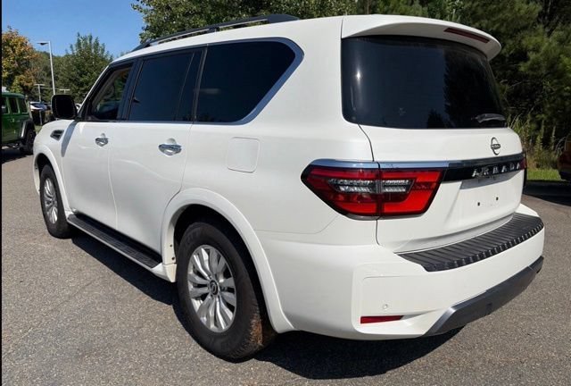 Used 2023 White Nissan SV image 7