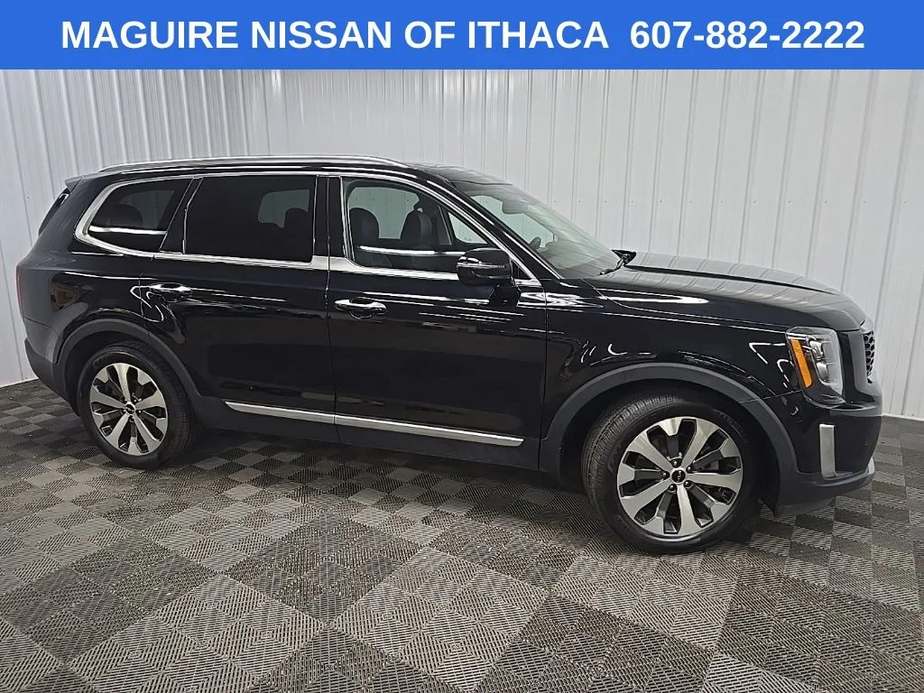 Used 2022  Kia SX image 1