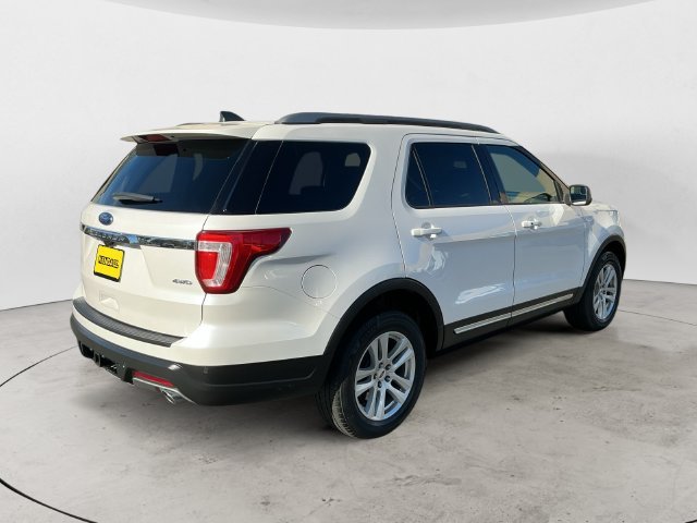 Used 2018 White Ford XLT image 5