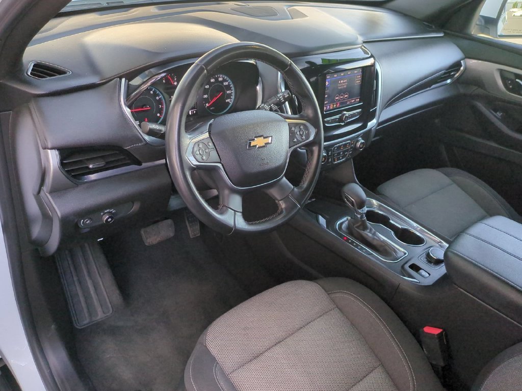 Used 2023 Summit White Chevrolet LT Cloth image 11
