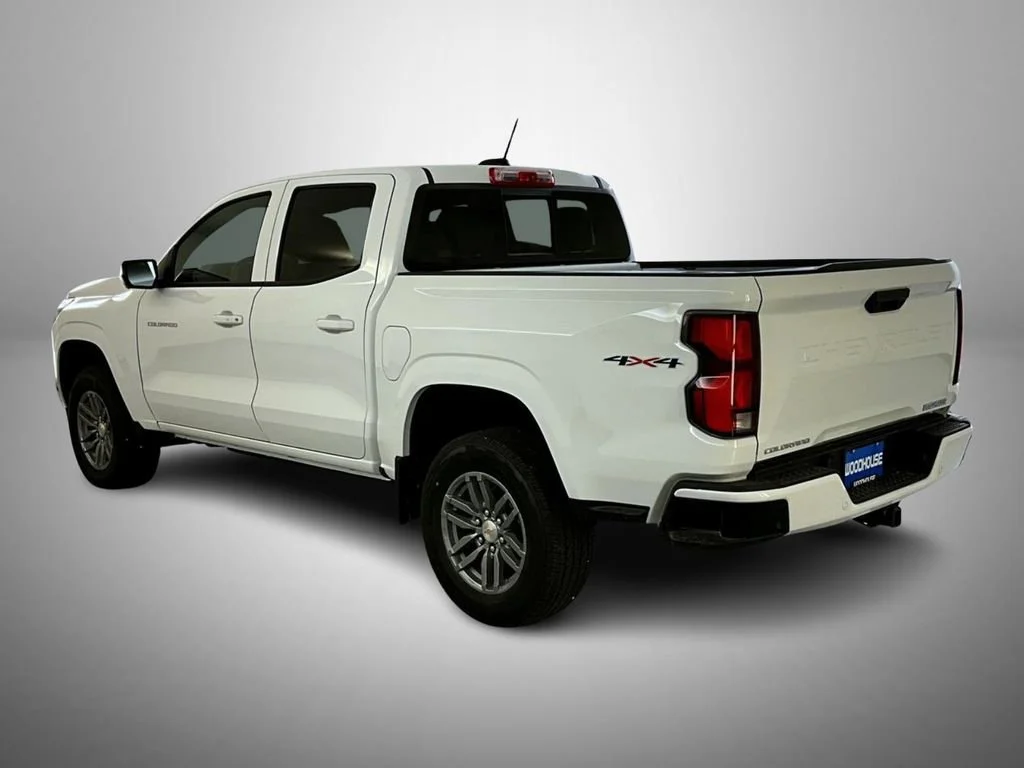 New 2026 Summit White Chevrolet LT image 7