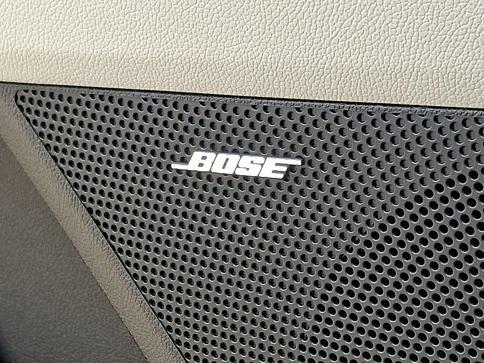 Certified Used 2023 White Kia SX Prestige image 23