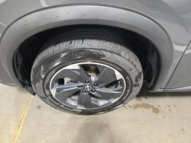 Used 2024 Gray Nissan SV image 10