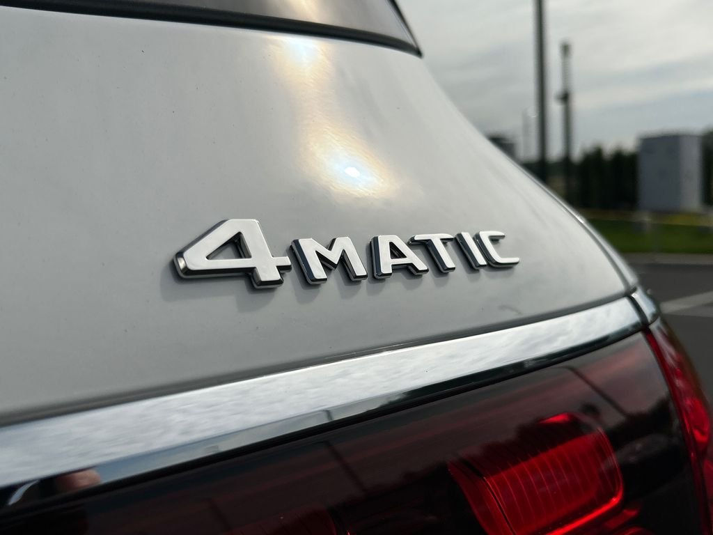 New 2026 Polar White Mercedes-Benz GLS 450 image 33