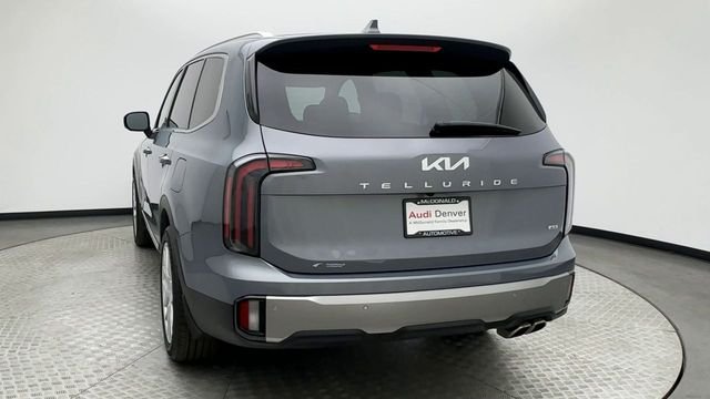 Used 2025 Silver Kia SX image 7