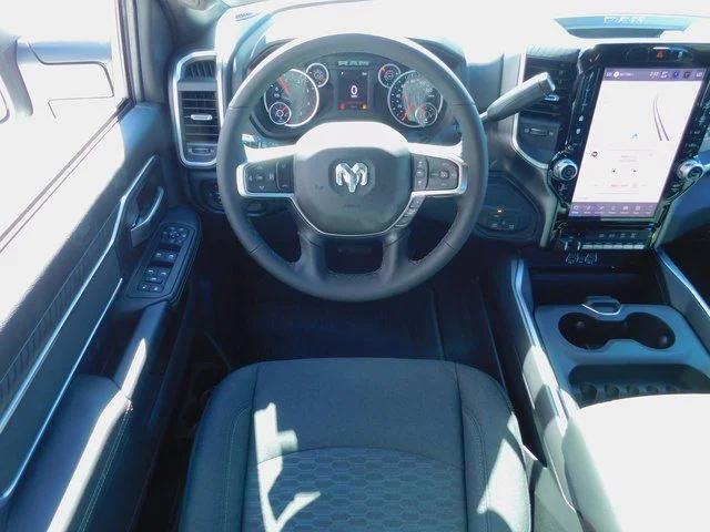 2026 RAM 3500 Big Horn - Photo 6