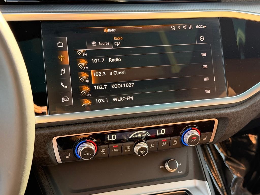 Used 2025  Audi Premium image 33