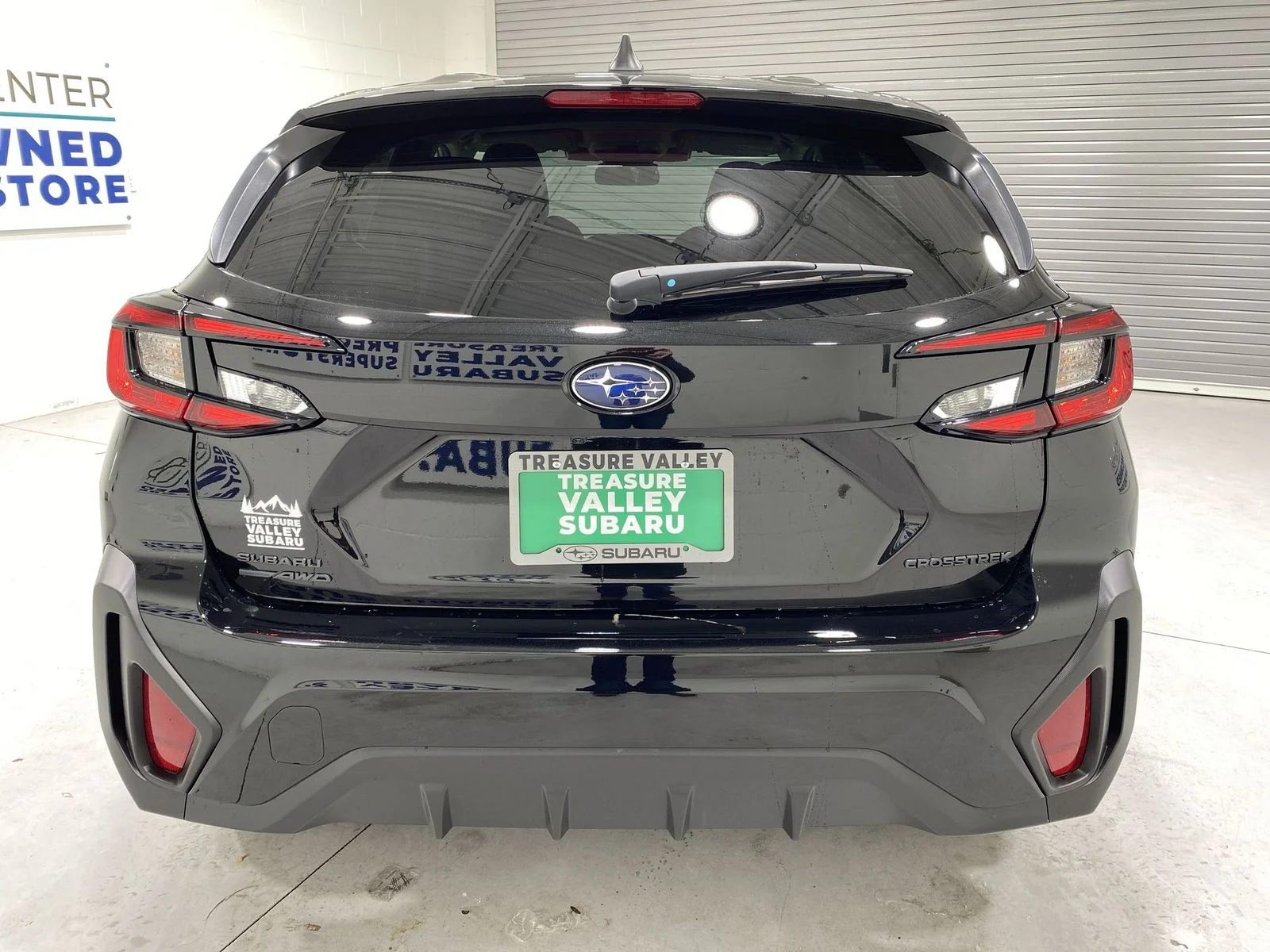 New 2026 CRYSTAL BLACK SILICA Subaru Base image 7