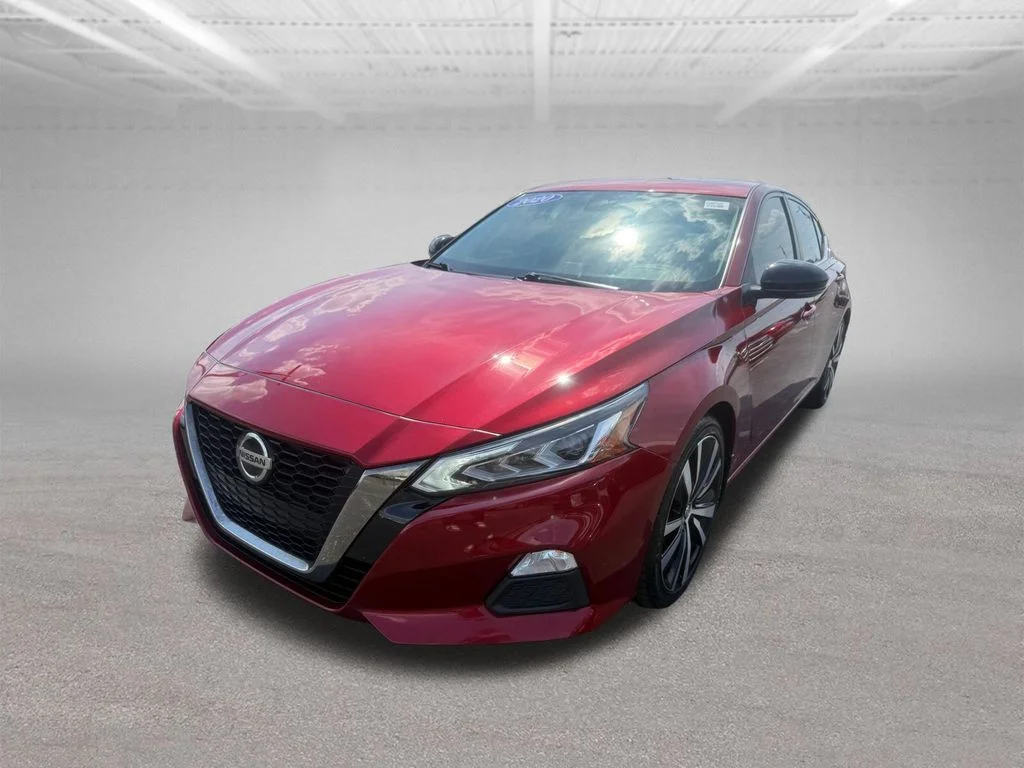 Used 2020 Red Nissan 2.5 SR image 14
