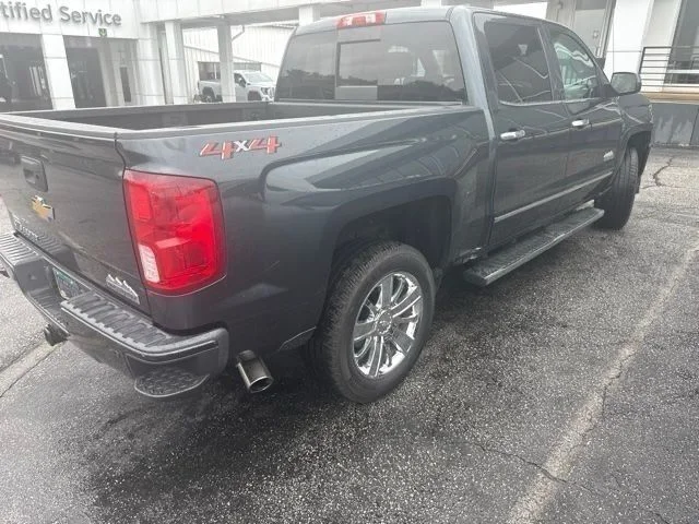 Used 2018 Gray Chevrolet High Country image 3