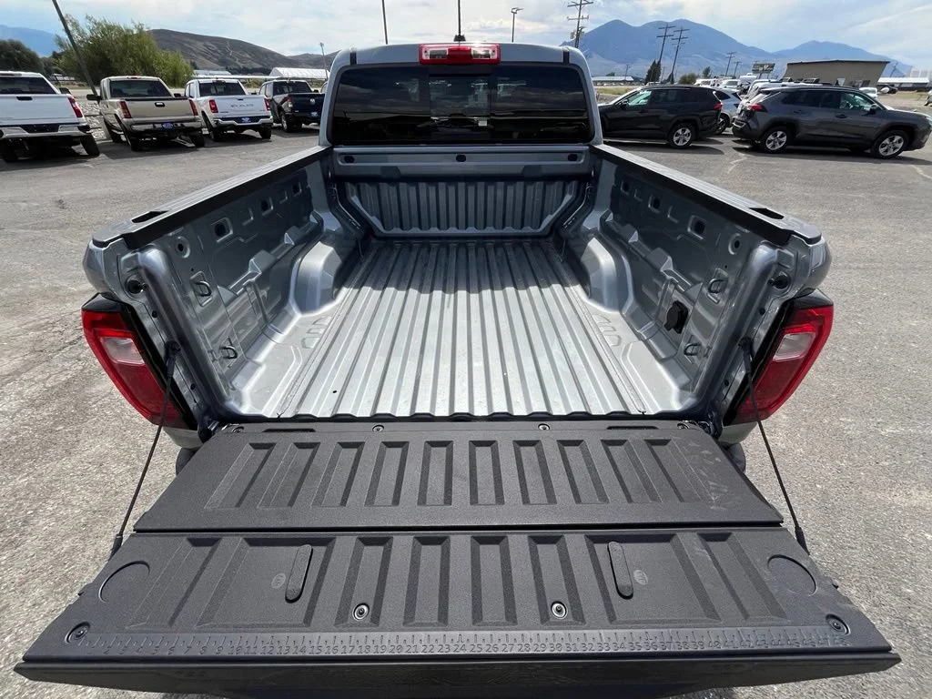 New 2026 Sterling Metallic GMC AT4 image 16