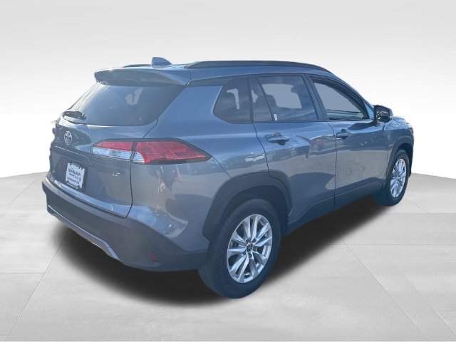 Used 2023 Blue Toyota LE image 5