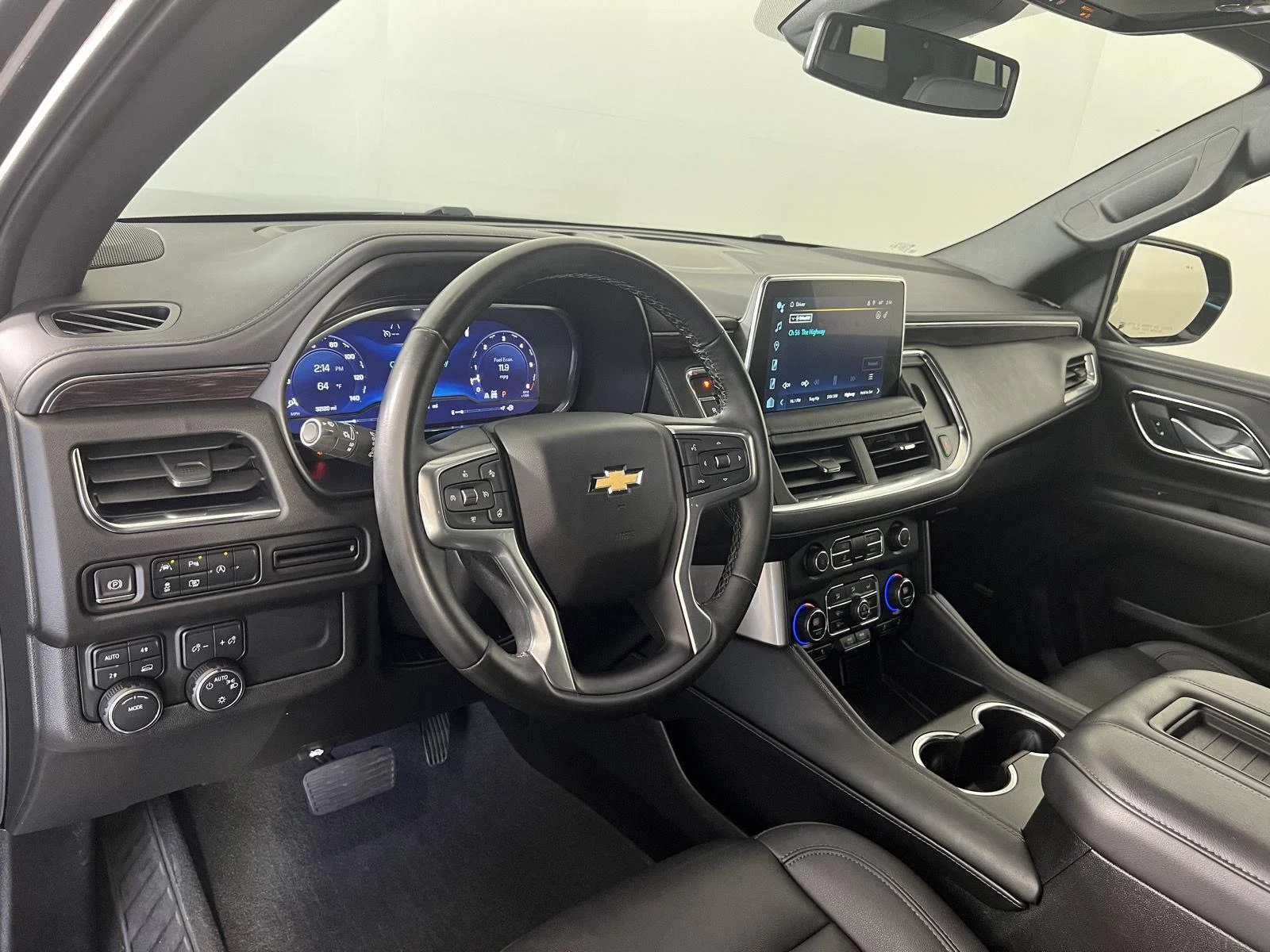 Used 2024 Black Chevrolet LT image 3