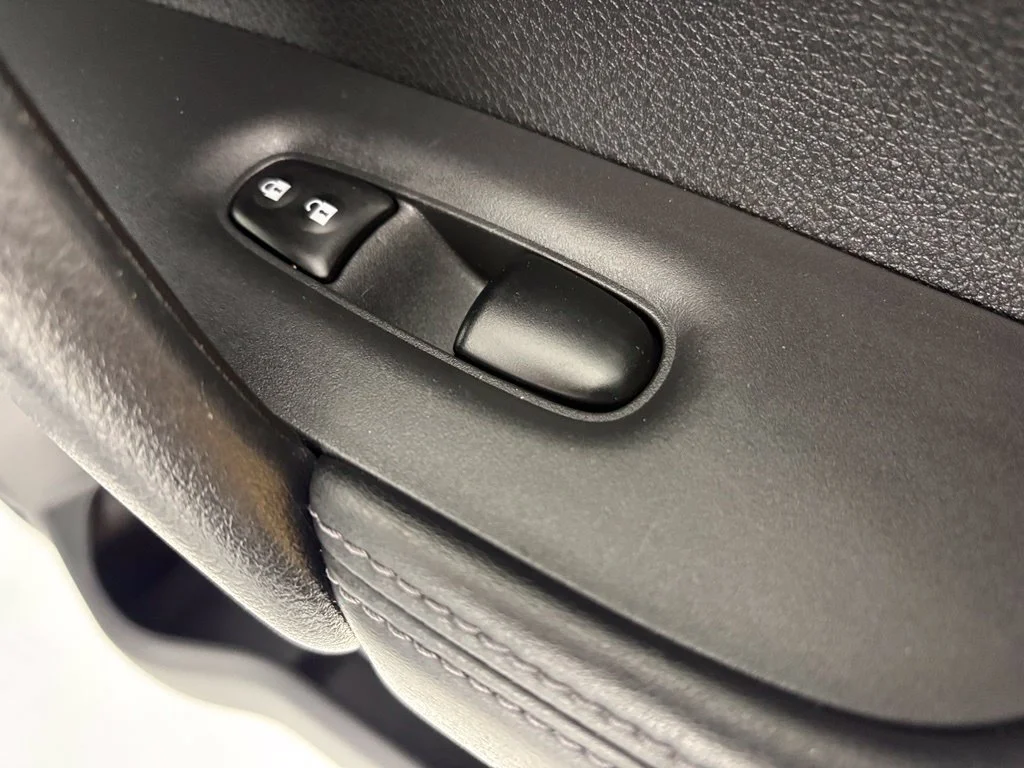 Used 2020 Silver Nissan SV image 13