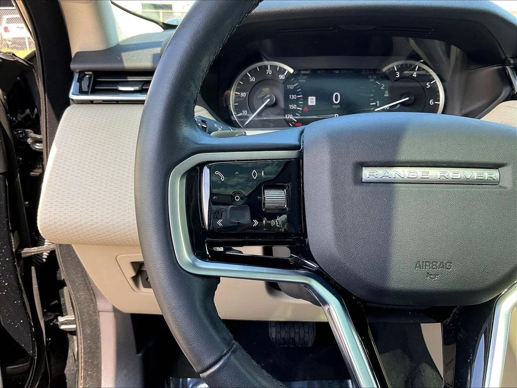 Used 2023 Santorini Black Metallic Land Rover S image 11