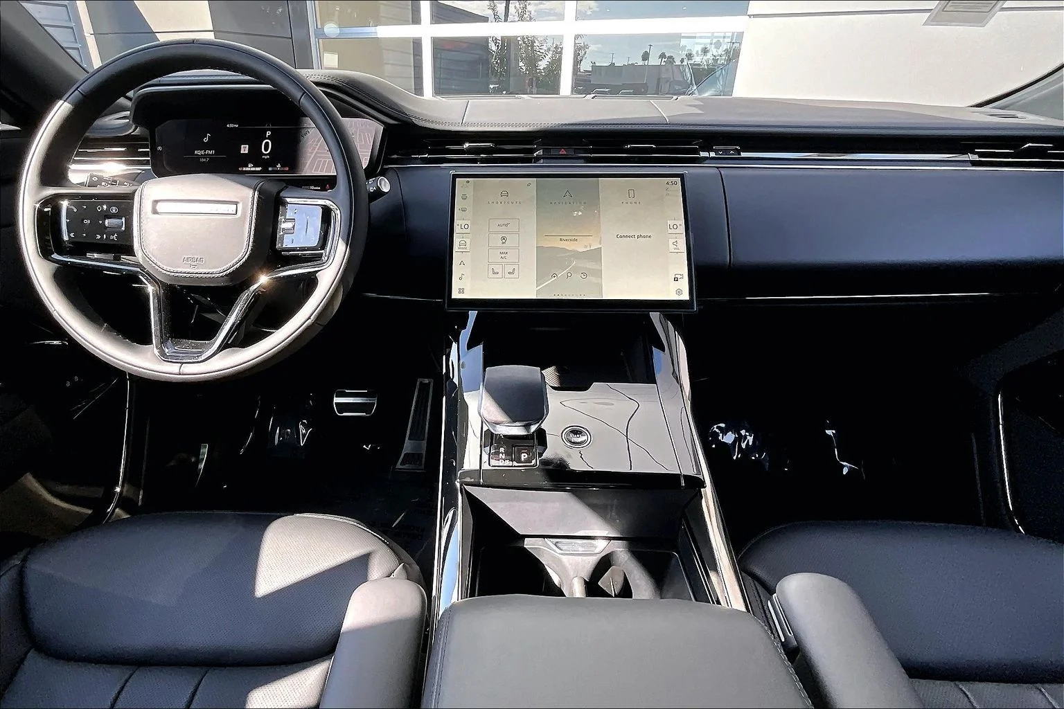 New 2026 Carpathian Grey Land Rover Dynamic SE image 5