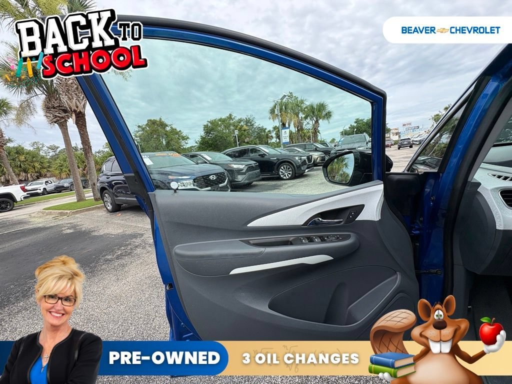 Used 2019 Includes (TUS) Black grille.) Chevrolet LT image 29