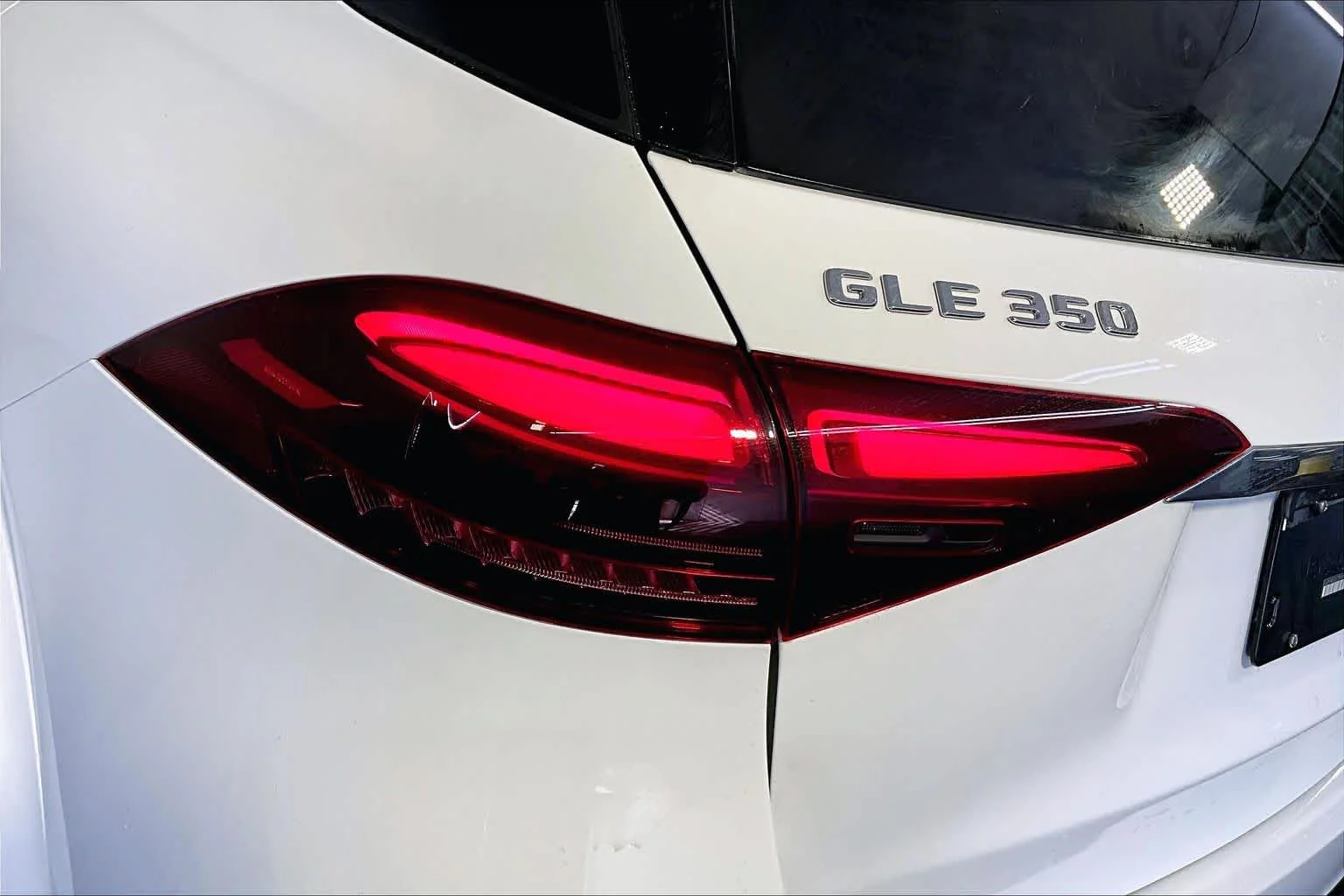 New 2026 Polar White Mercedes-Benz GLE 350 image 5