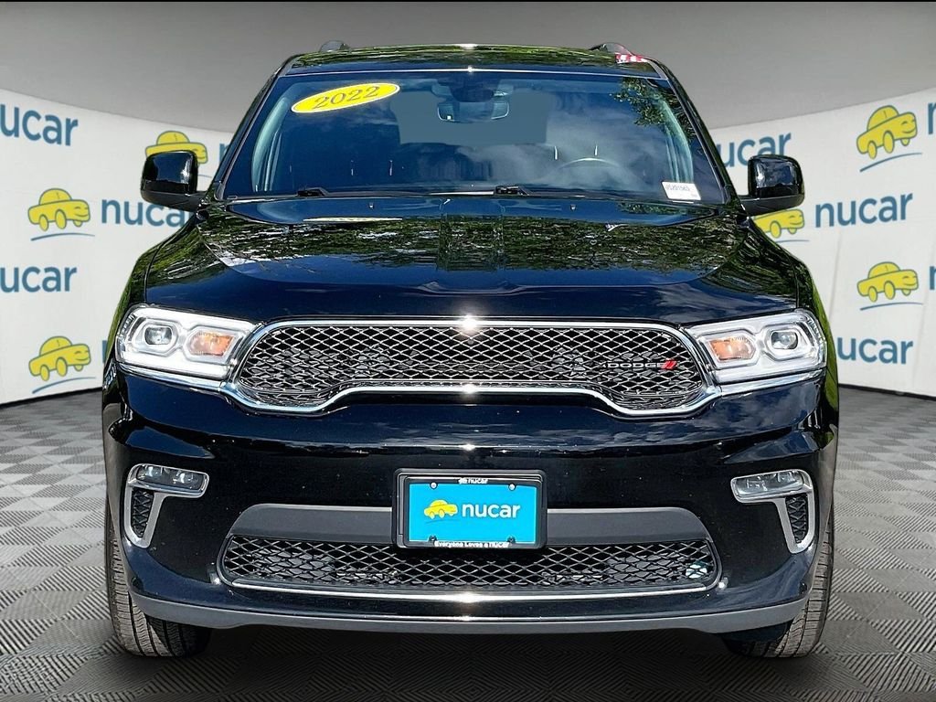 Used 2022 Black Dodge SXT image 2