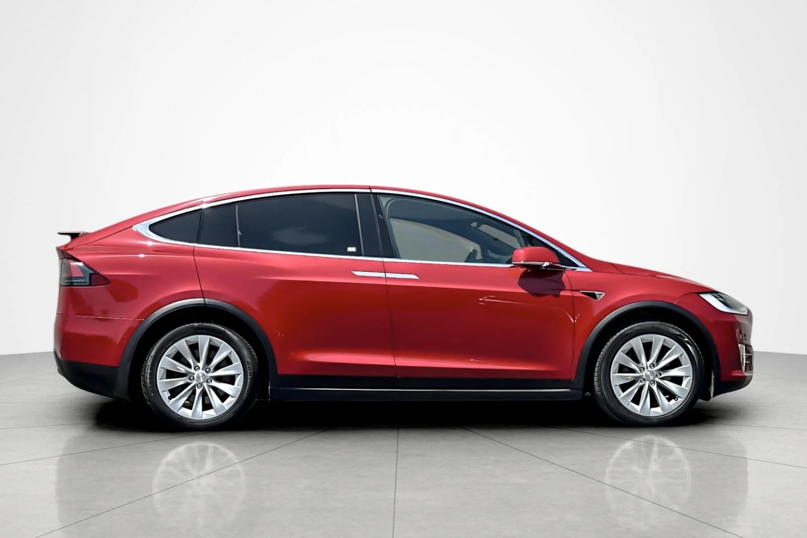 2021 Tesla Model X Long Range Plus - Photo 6