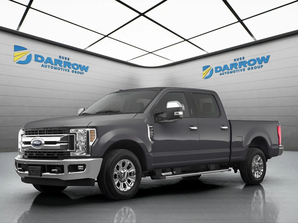 Used 2018 Gray Ford XLT image 1