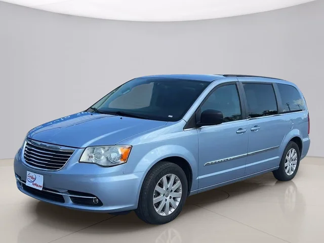 Pre-Owned 2013 Chrysler Town & Country TOURING Front Wheel Drive SPORTS VAN