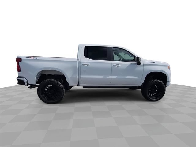 New 2026 Summit White Chevrolet RST image 9