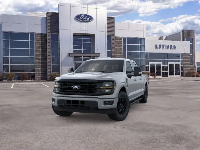 New 2026 Avalanche Ford XLT image 2